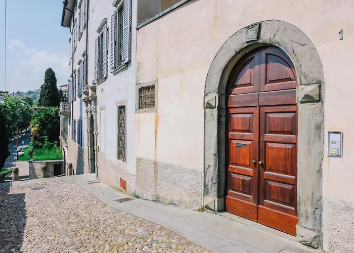 La Loggia Sulle Mura *