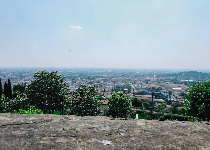 La Loggia Sulle Mura Апартаменти Бергамо